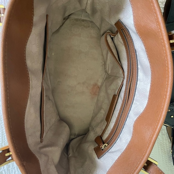Brown Michael Kors Jet Set Tote - Picture 5 of 5